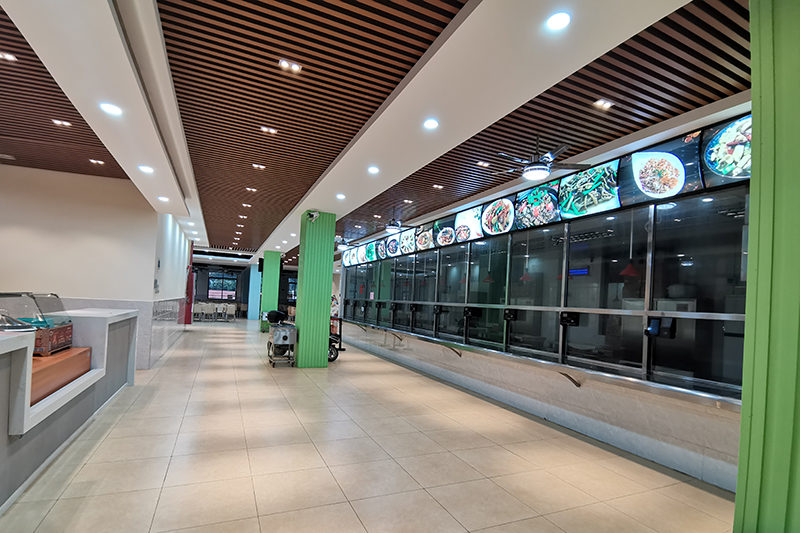 昭通华贸学院白云校区食堂装修项目实景